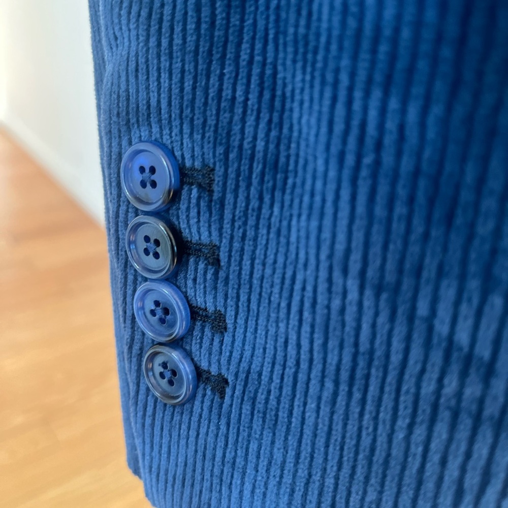 Original Paul Smith made in Italy Corduroy suit, size US 40 R, great condition.
